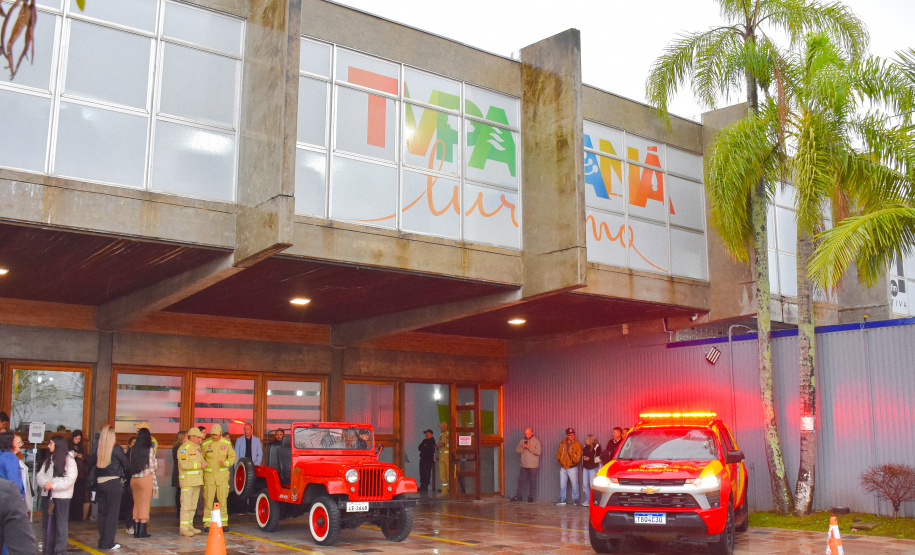 Corpo de Bombeiros inicia formação da maior turma de soldados da história