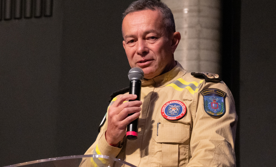 Corpo de Bombeiros inicia formação da maior turma de soldados da história