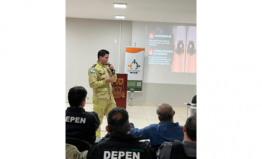 Forças de segurança promovem encontro comunitário para fortalecer ações em Maringá