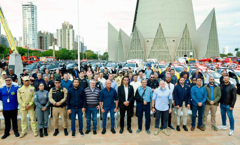 Entrega de 75 novas viaturas reforça atuação das forças de segurança em Maringá e região
