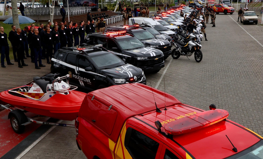 Litoral ganha reforço na segurança com novas viaturas, motocicletas e embarcações