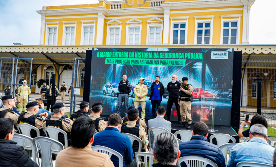 Estado entrega 55 novas viaturas para reforçar segurança nos Campos Gerais e Centro-Sul