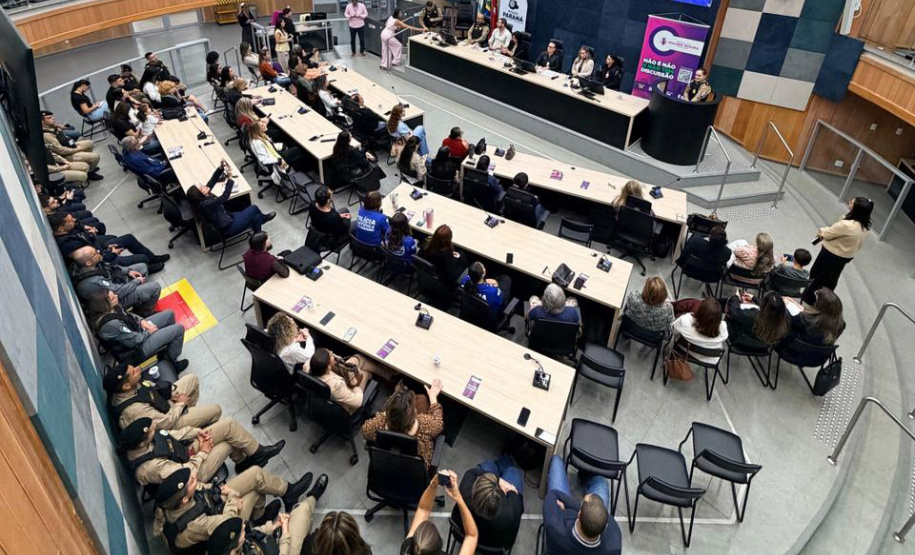 Câmara Municipal de Londrina recebe roda de conversa do Programa Mulher Segura
