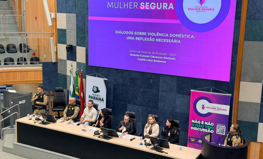 Câmara Municipal de Londrina recebe roda de conversa do Programa Mulher Segura