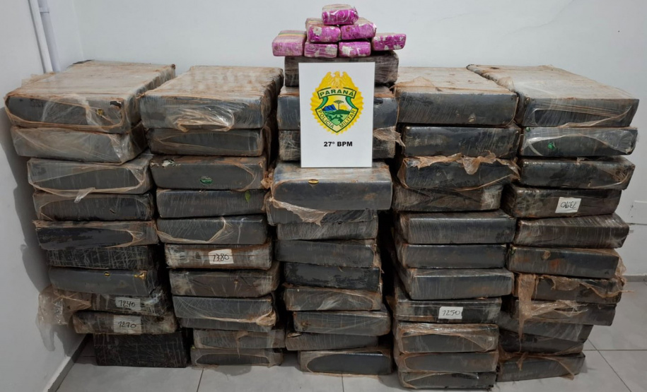 PMPR apreende 759,4 quilos de maconha em caminhonete em São Mateus do Sul