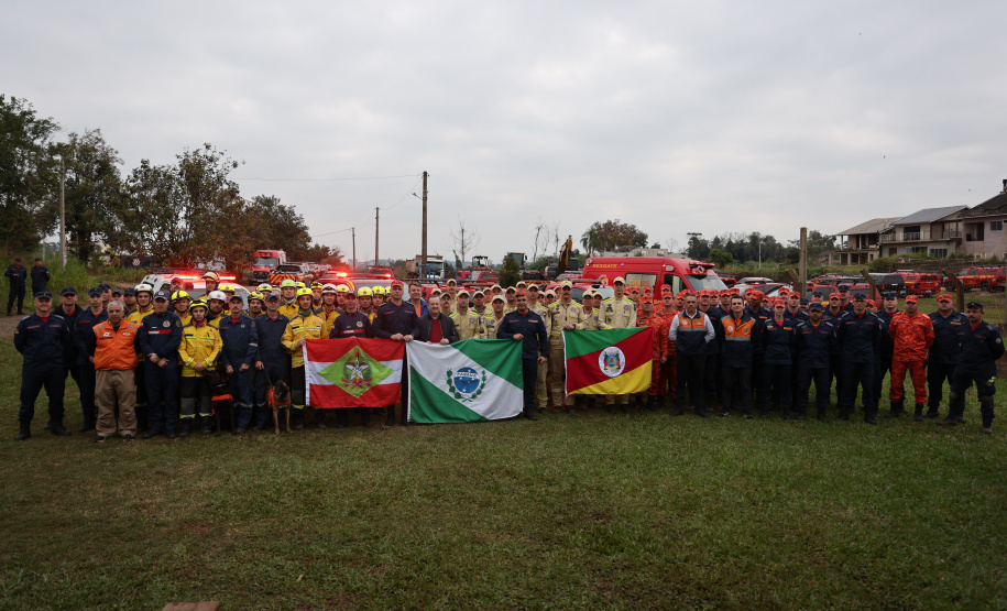 Bombeiros do Paraná participam de simulado com corporações de SC e RS para resposta a desastres