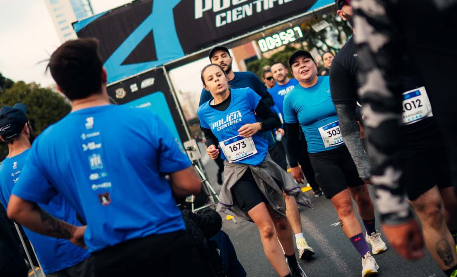 Terceira Corrida da Polícia Científica reúne 3,2 mil participantes em Curitiba