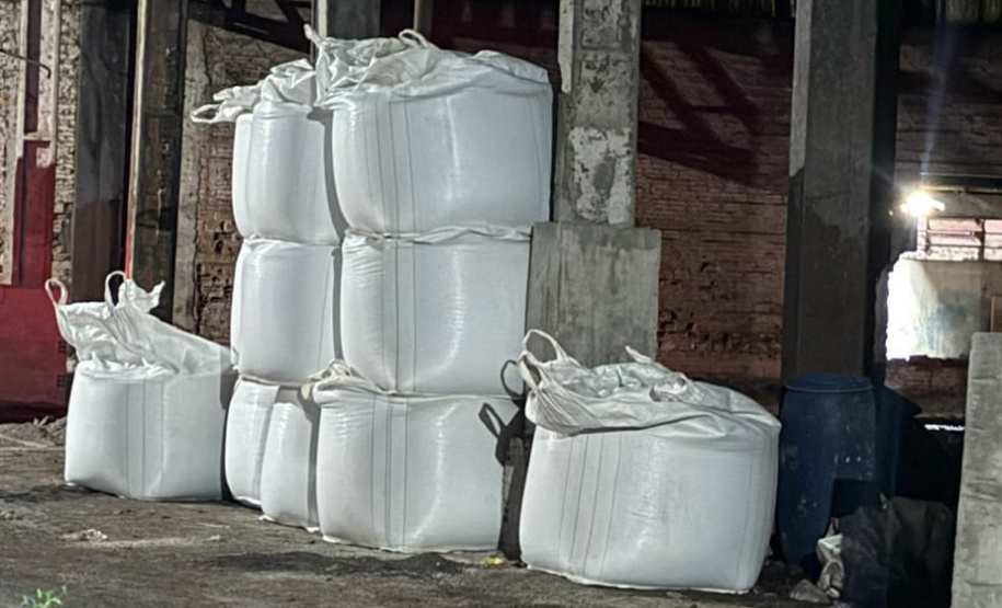 PCPR prende 7 e apreende maquinário para adulteração de fertilizantes em Ponta Grossa