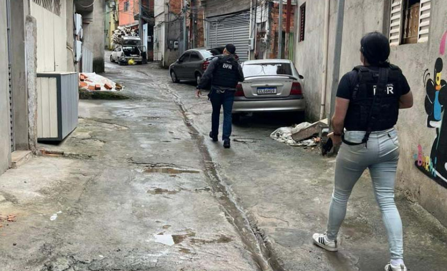 PCPR prende em SP suspeitos de integrar grupo que furtou apartamentos em Curitiba