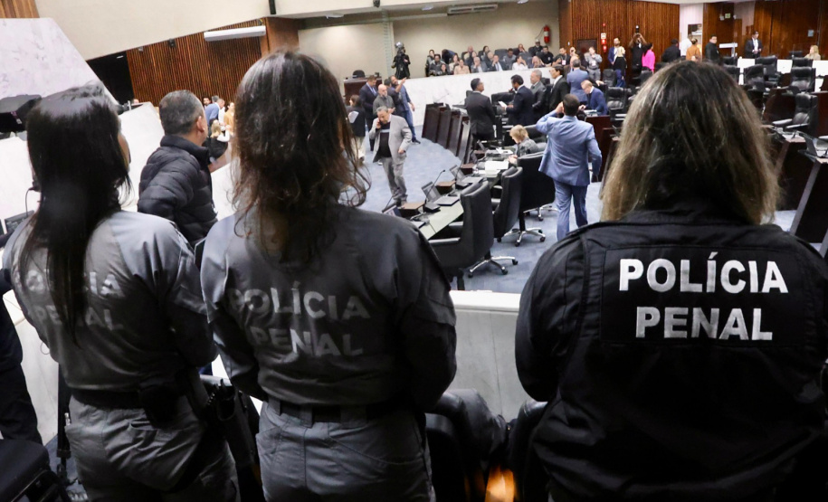 Aprovado projeto de lei que promove isonomia da Polícia Penal do Paraná com demais forças