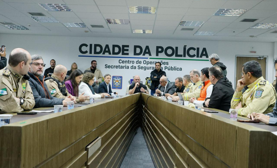 Paraná prepara resposta a eventos climáticos com gabinetes locais coordenados pelos bombeiros