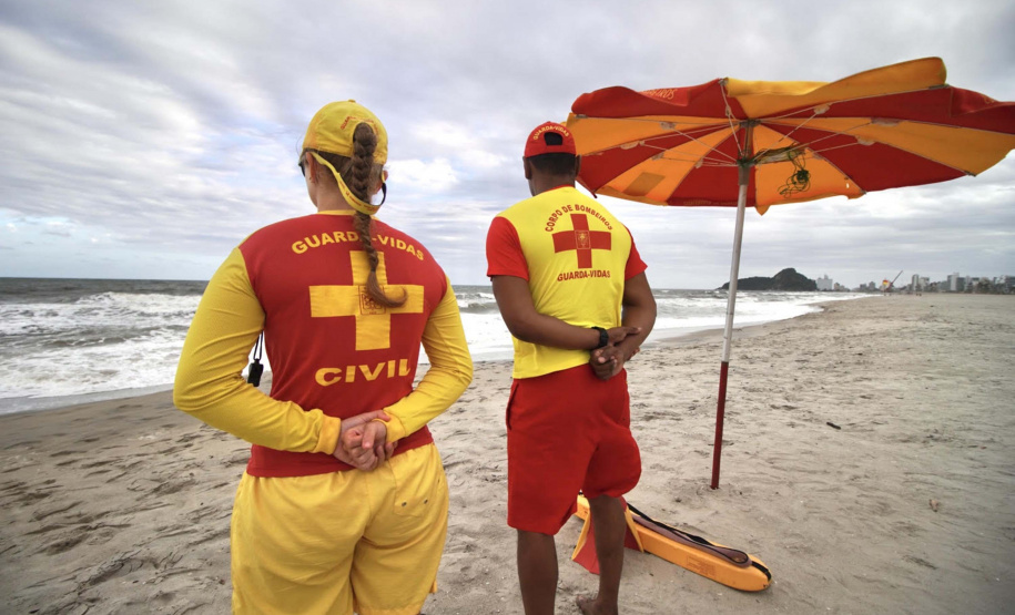 Inscrições para o curso de guarda-vidas civil do Corpo de Bombeiros encerram nesta sexta (16)