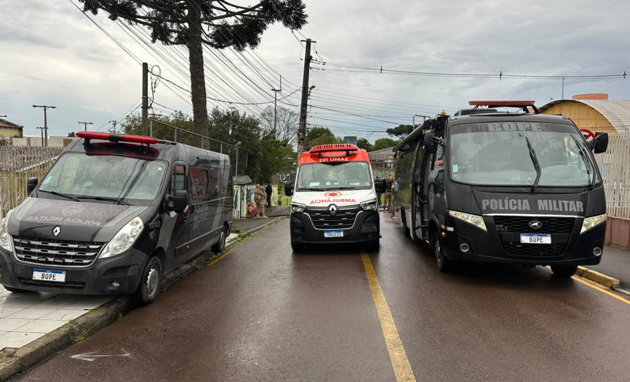 Após intervenção do BOPE, PMPR resgata 13 crianças mantidas reféns em CMEI de Curitiba