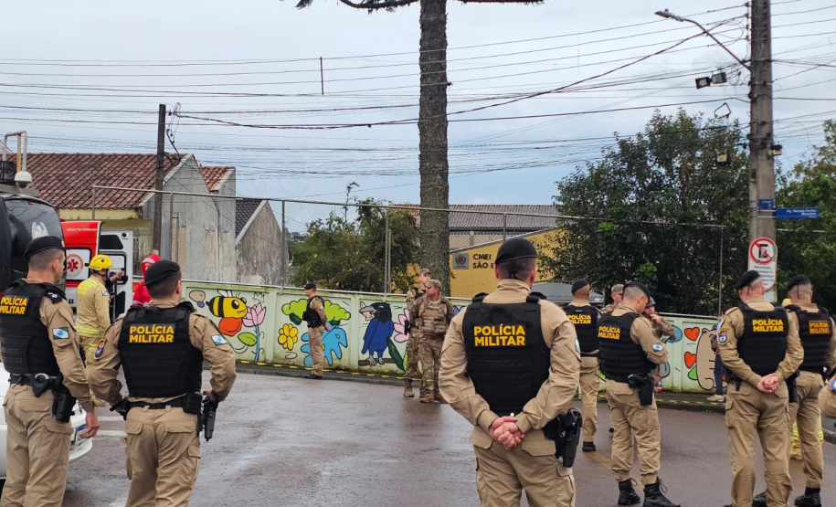 Após intervenção do BOPE, PMPR resgata 13 crianças mantidas reféns em CMEI de Curitiba