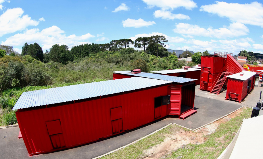 Bombeiros do Paraná inauguram Cidade do Fogo, centro de treinamento de R$ 4,3 milhões