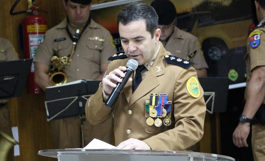 Curitiba, 25 de Outubro de 2019.  55º Aniversario do BPRV. Foto: leitura da Ordem do dia Ten Cel Vianei Comandante do BPRV.