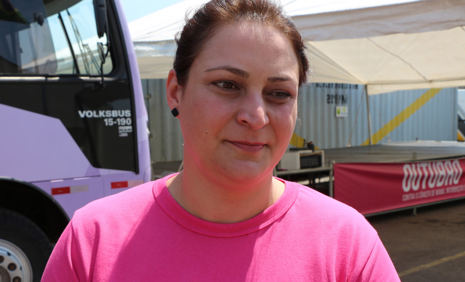 29-10-2019 Campanha Outubro Rosa 20°BPM. Curitiba, 29 de outubro de 2019. Campanha Outubro Rosa 20°BPM. Foto: entrevista Sgt Patricia.