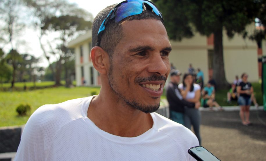 São José dos Pinhais, 03 de novembro de 2019. Desafio 10 KM do 17º BPM. Foto: Atleta Alessandro, 1º Colocado da Prova.