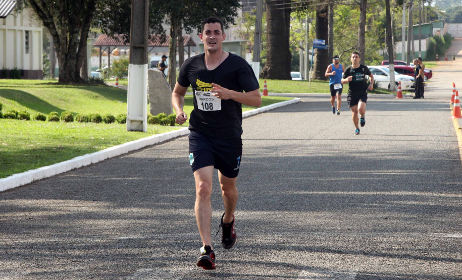São José dos Pinhais, 03 de novembro de 2019. Desafio 10 KM do 17º BPM.