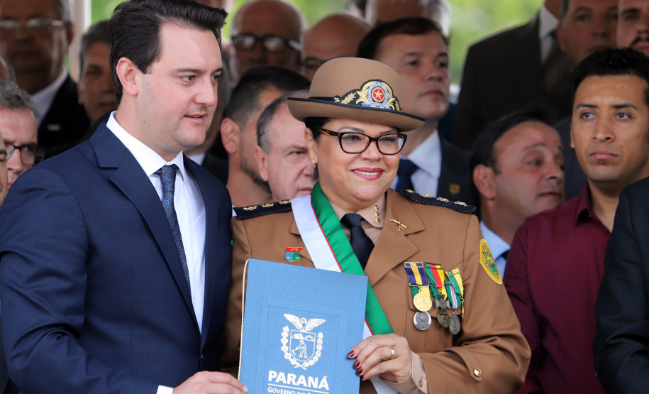 Governador Carlos Massa Ratinho Júnior participa da cerimônia de troca de comando da Polícia Militar do Paraná. O novo camandante-geral é o coronel Péricles de Matos. Ele substitui no cargo a coronel Audilene Dias Rocha.  -  Curitiba, 08/01/2019  -  Foto: José Fernando Ogura/ANPr