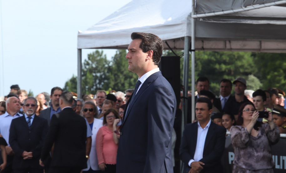 Governador Carlos Massa Ratinho Júnior participa da cerimônia de troca de comando da Polícia Militar do Paraná. O novo camandante-geral é o coronel Péricles de Matos. Ele substitui no cargo a coronel Audilene Dias Rocha.  -  Curitiba, 08/01/2019  -  Foto: Rodrigo Félix Leal