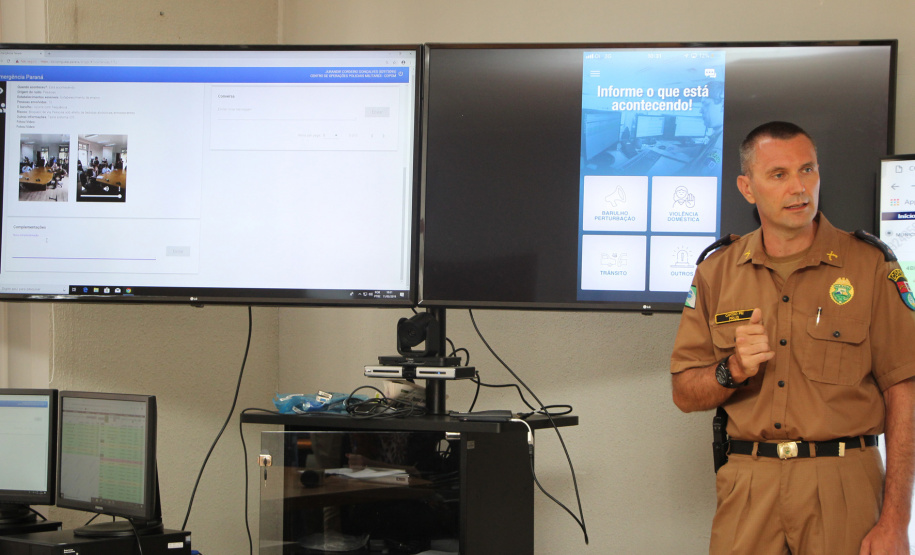 a Polícia Militar do Paraná lançou o APP 190 ? Emergência Paraná para o sistema iOS e também divulgou um balanço dos quatro meses de funcionamento do aplicativo, que está em uso em Curitiba e Região Metropolitana na versão para Android, lançada no início de outubro do ano passado. Na foto, o capitão Claudio Prus. -  Curitiba, 11/02/2019  -  Foto: Soldado Priscilla Carvalho