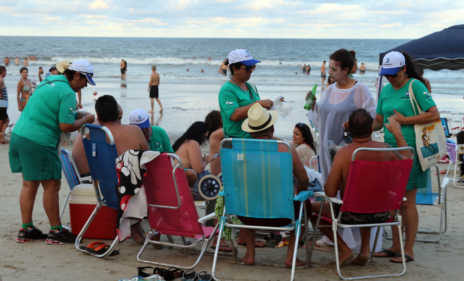 O Carnaval 2019 no Litoral do estado foi repleto de opções de lazer e de serviços gratuitos para os veranistas durante o feriado prolongado. Na área de segurança pública, houve redução dos casos de furtos (10%) e mais encaminhamentos (37,50%) por conta do aumento de abordagens (63,67%).  -  Litoral do Paraná, 05/03/2019  -  Foto: PMPR