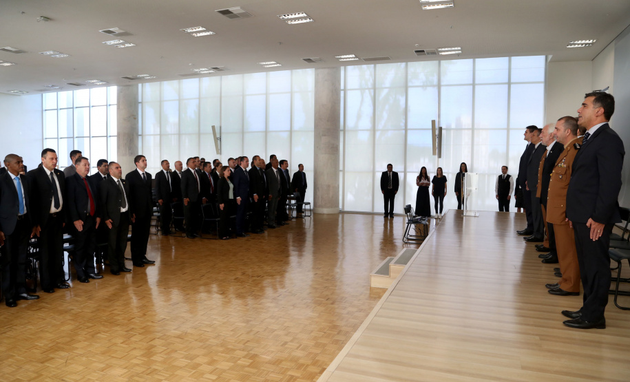 Solenidade PmGovernador em exercicio Darci PianaFoto Gilson Abreu