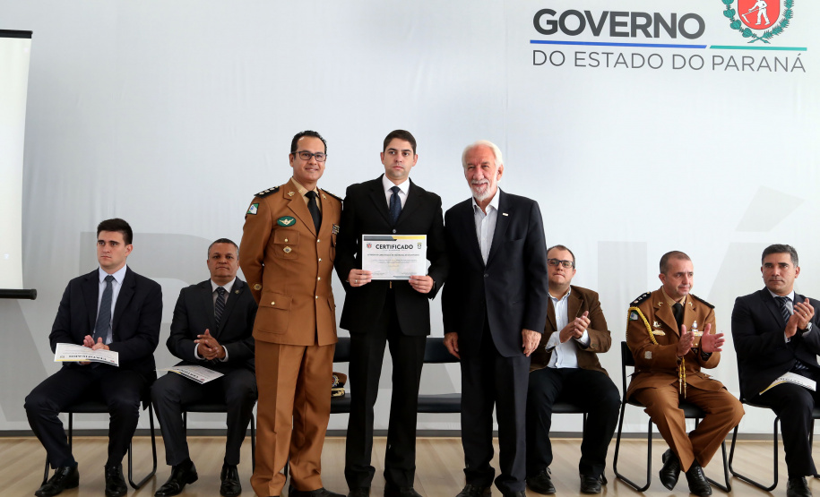 Solenidade PmGovernador em exercicio Darci PianaFoto Gilson Abreu