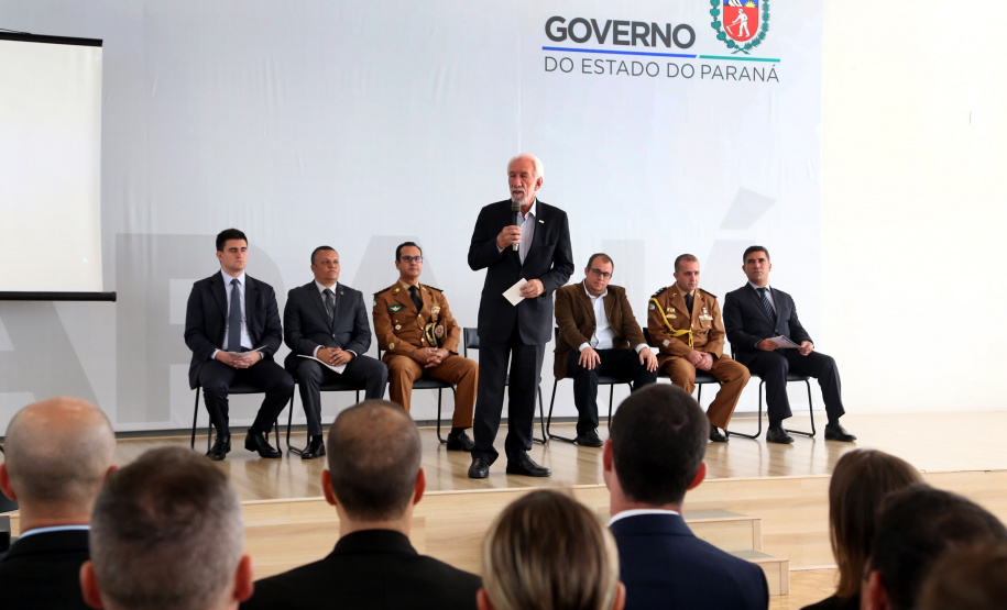 Solenidade PmGovernador em exercicio Darci PianaFoto Gilson Abreu