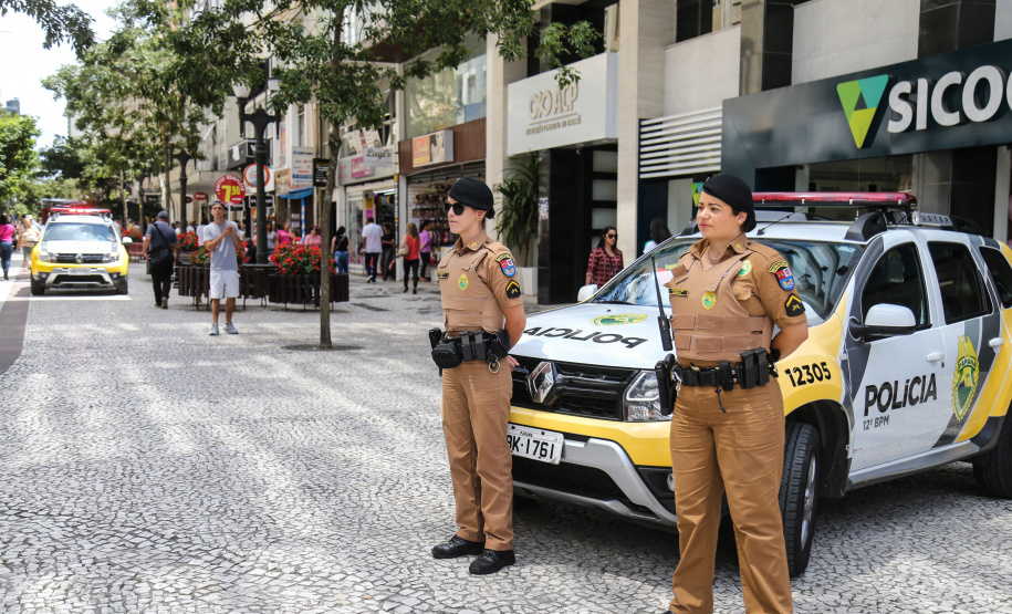 Policiais Militares em ocorrência nesta sexta-feira (8) Dia Internacional da Mulher no centro de Curitiba.   Curitiba, 08/03/2019 -  Foto: Geraldo Bubniak/ANPr