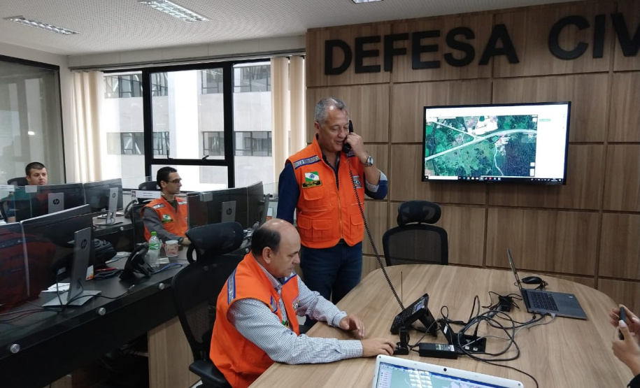 A manhã deste sábado (16) foi diferente para a comunidade do Rio Sagrado, em Morretes, no litoral do Estado. Ao mesmo tempo em que o simulado foi feito no Litoral, equipes da Defesa Civil Estadual monitoram as atividades a partir do Centro Estadual de Gerenciamento de Riscos e Desastres (Cegerd), localizado em Curitiba.   -  Curitiba, 16/03/2019  -  Foto: Defesa Civil