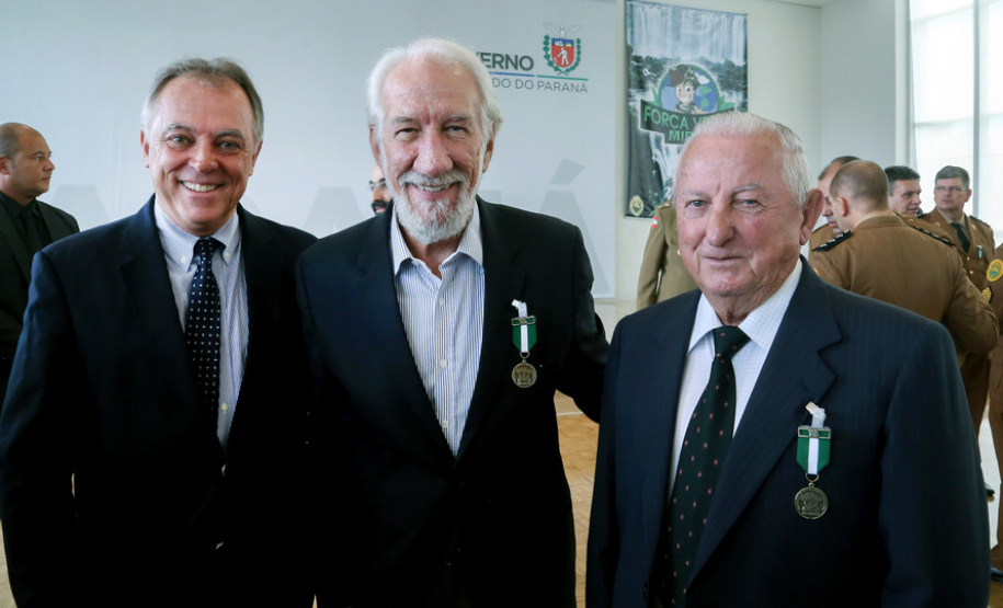 Batalhão da Policia Ambiental comemora 62 anos, vice governador Darci Piana recebe medalha do mérito ambiental.
Foto Gilson Abreu/ANPr