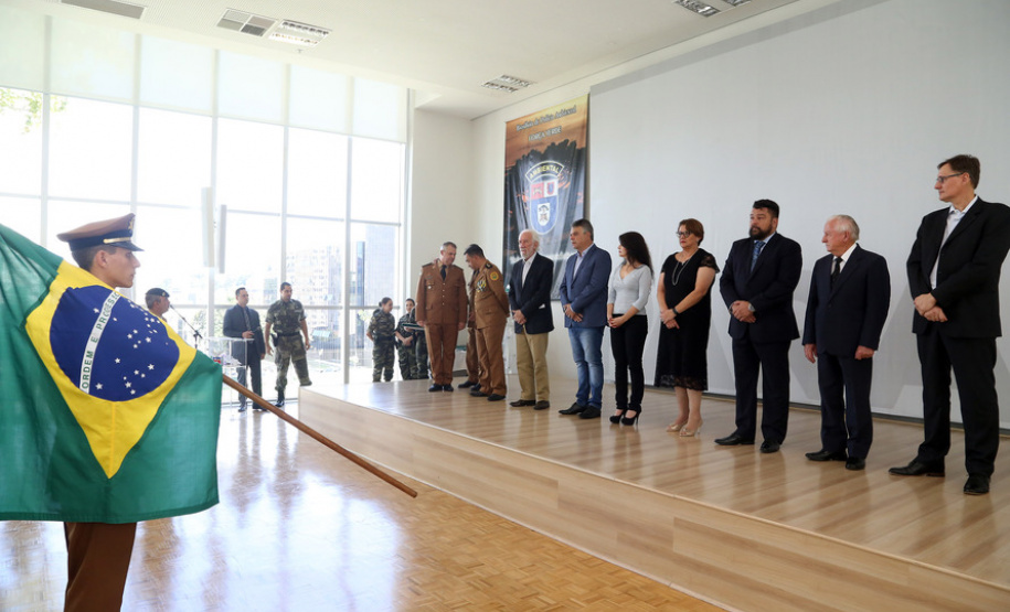 Batalhão da Policia Ambiental comemora 62 anos, vice governador Darci Piana recebe medalha do mérito ambiental.
Foto Gilson Abreu/ANPr