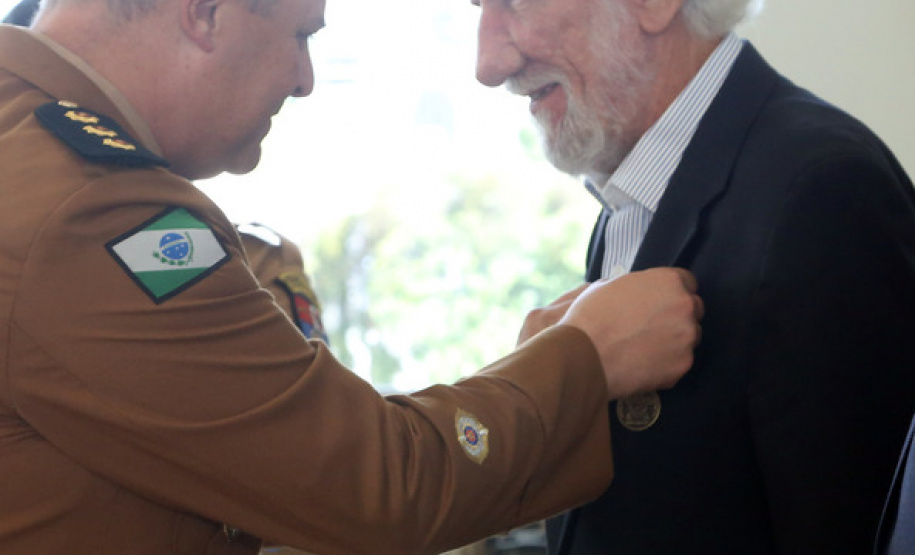Batalhão da Policia Ambiental comemora 62 anos, vice governador Darci Piana recebe medalha do mérito ambiental.
Foto Gilson Abreu/ANPr