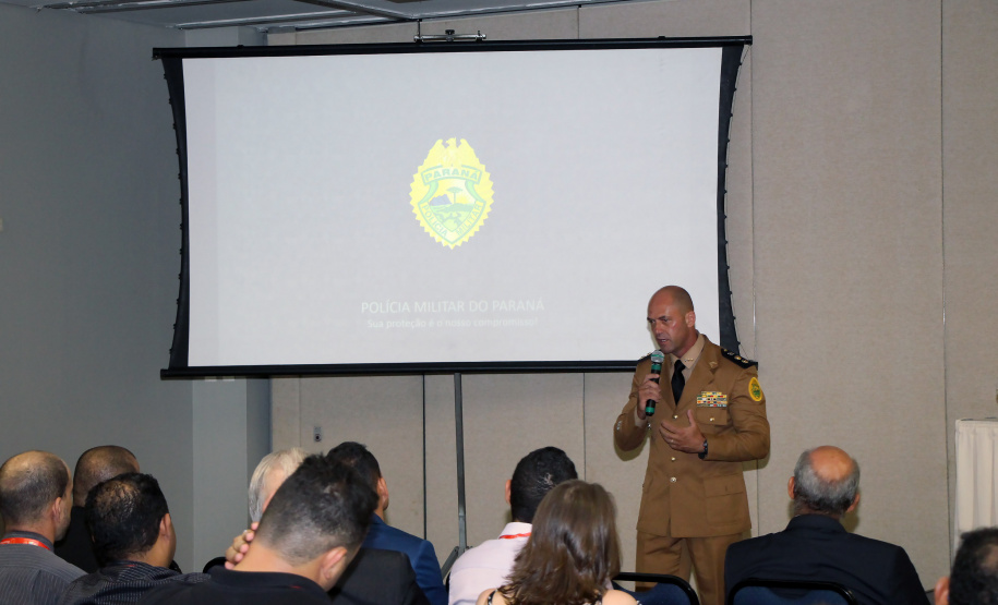 Pinhais, 11 de abril de 2019. Palestra do Cel. Hudson na Expotrade