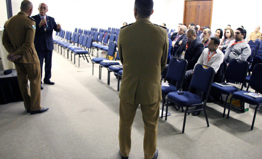 Pinhais, 11 de abril de 2019. Palestra do Cel. Hudson na Expotrade