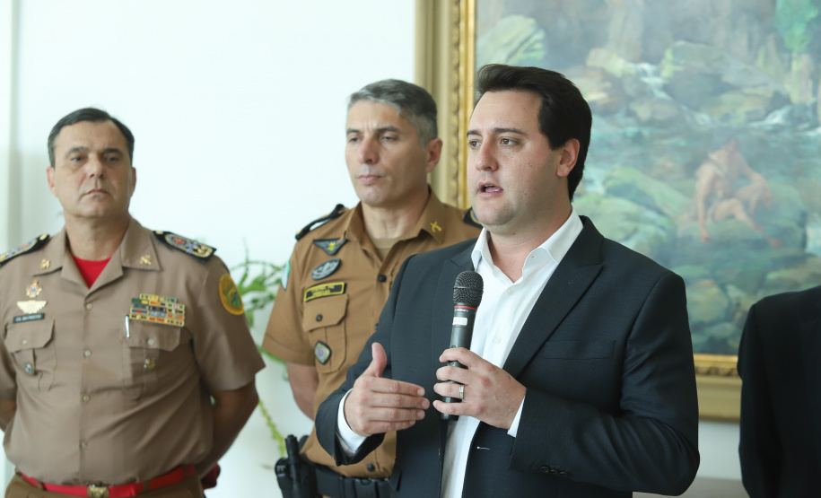 Governador anuncia pagamento das promoções dos praças-militares. -  Curitiba, 15/04/2019  -  Foto: Rodrigo Félix Leal/ANPr
