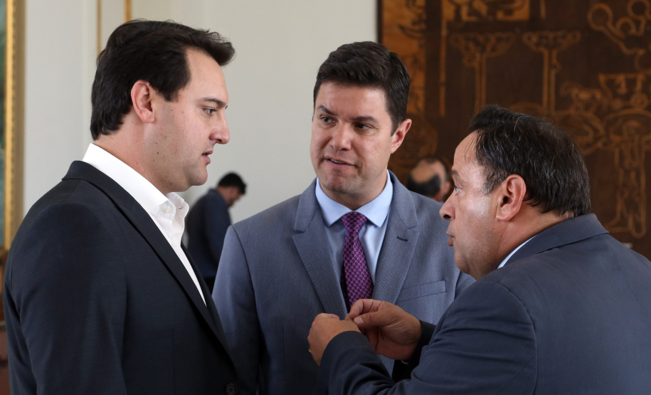 Governador anuncia pagamento das promoções dos praças-militares. -  Curitiba, 15/04/2019  -  Foto de Gilson Abreu ANPr