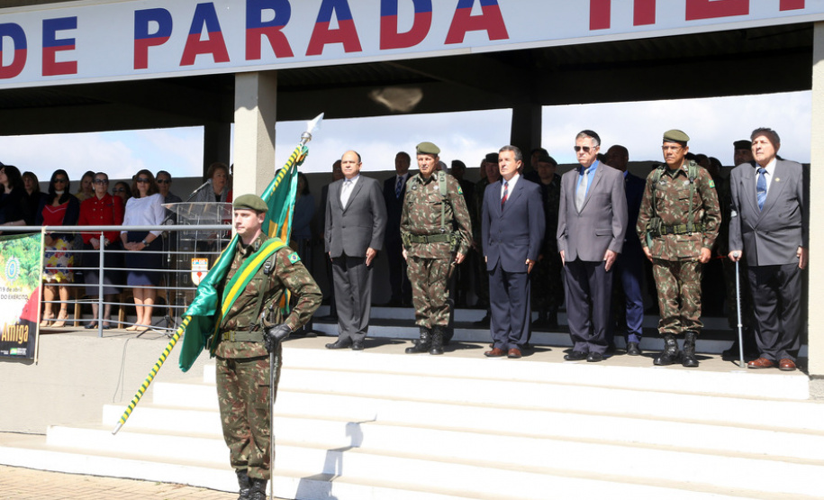 Comemoração à Semana do Exército.
Foto Gilson Abreu ANPr