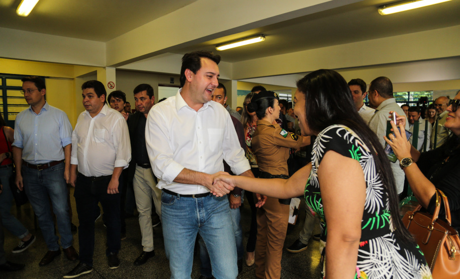O governador Carlos Massa Ratinho Junior lança o programa Escola Segura. Foz do Iguaçu, 09/05/2019 - Foto: Geraldo Bubniak/ANPr