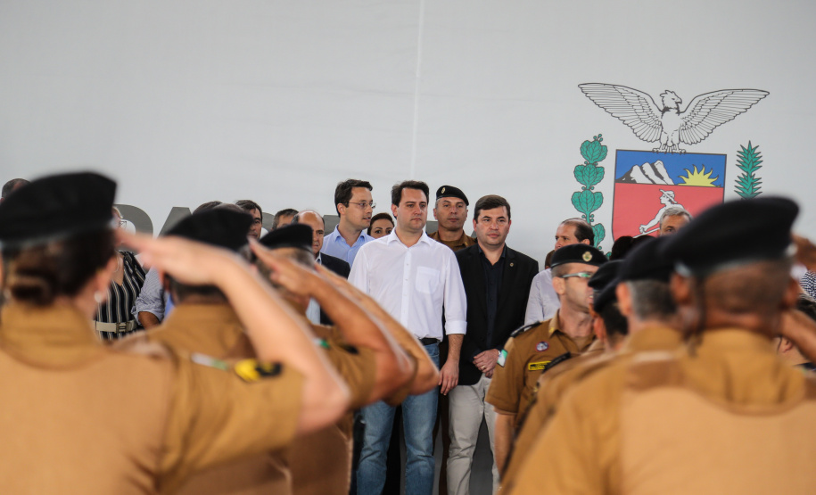 O governador Carlos Massa Ratinho Junior participam do Lançamento do programa Escola Segura no Colégio Estadual Ulysses Guimarães em Foz do Iguaçu nesta quinta-feira (09). Foz do Iguaçu, 09/05/2019 - Foto: Geraldo Bubniak/ANPr
