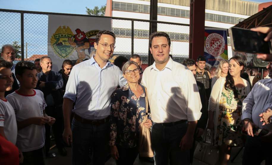 O governador Carlos Massa Ratinho Junior lança o programa Escola Segura. Foz do Iguaçu, 09/05/2019 - Foto: Geraldo Bubniak/ANPr