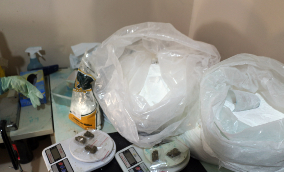 Curitiba, 24 de Maio de 2019. 24-05-2019. Operação do 1º CRPM desmonta laboratório de drogas no Tingui.