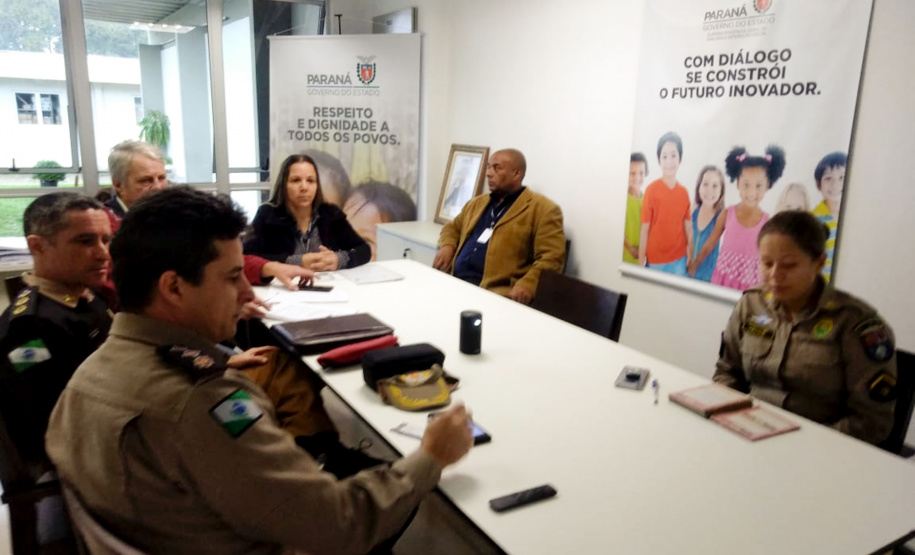 Governo vai ampliar o Programa Bombeiro Mirim -