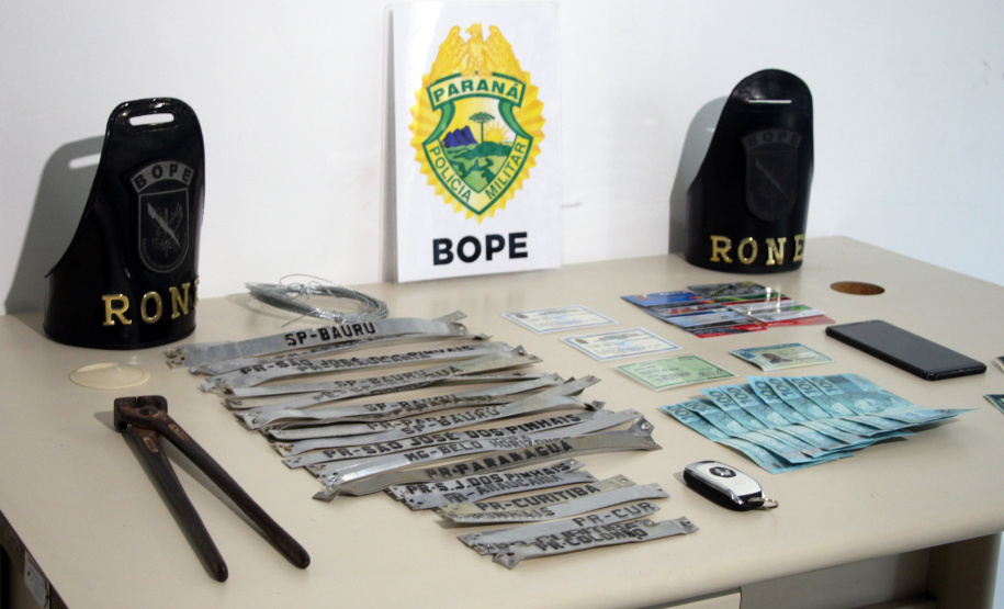 Logo após recuperarem carros de luxo, RONE prende trio envolvido no crime em Curitiba