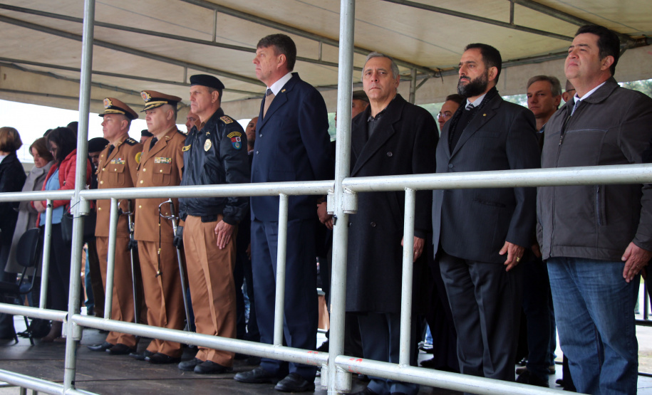 Colombo, 09 de julho de 2019. Passagem de Comando do 22º BPM. Foto: Palanque das autoridades.