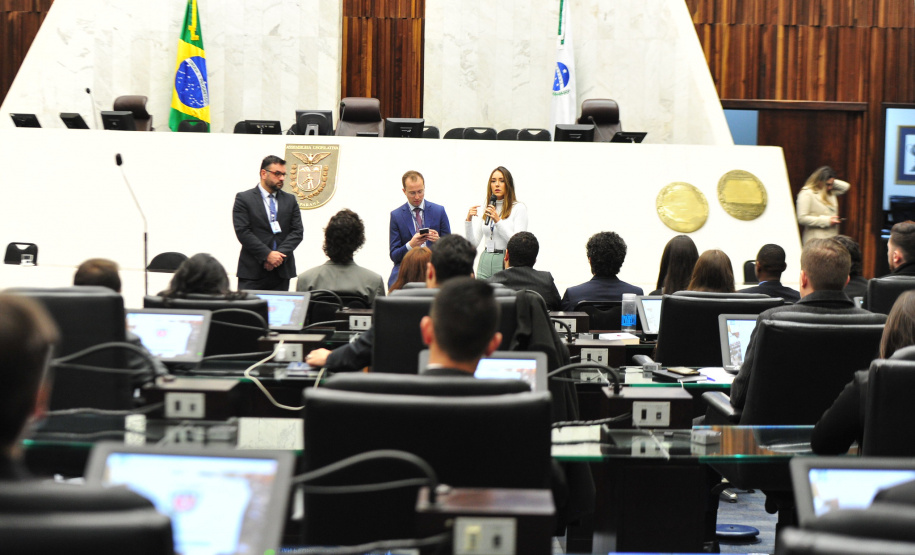 Investigador da PCPR participa de simulação legislativa na Alep