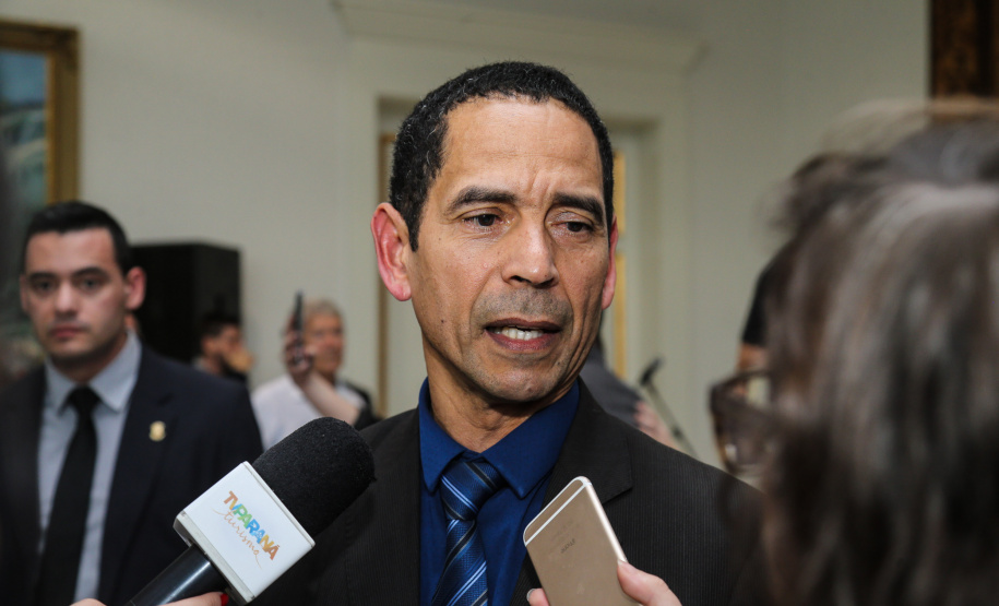 O governador Carlos Massa Ratinho Júnior dá posse nesta segunda-feira (22) a mais de 90 peritos oficiais, no Palácio Iguaçu. Os profissionais integrarão o efetivo da Polícia Científica do Paraná e, após formação, serão distribuídos no Estado, conforme a necessidade. Secretario da Segurança Publica do Paraná, Romulo Marinho Soares. Curitiba, 22/07/2019 -Foto: Geraldo Bubniak/ANPr