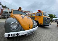Pontal do Paraná e Antonina recebem exposição de veículos históricos da PMPR